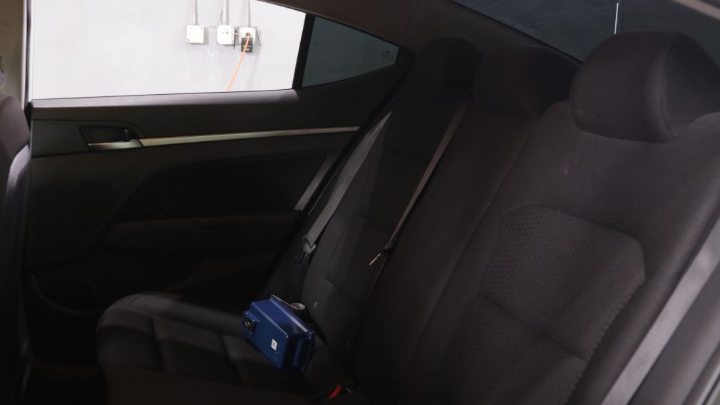 Hyundai Elantra Preferred 2020 d&rsquo;occasion à vendre - 17