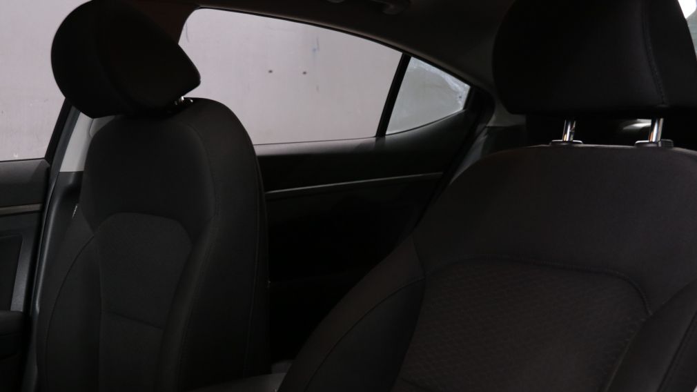 Hyundai Elantra Preferred w/Sun & Safety Package 2020 d&rsquo;occasion à vendre - 8