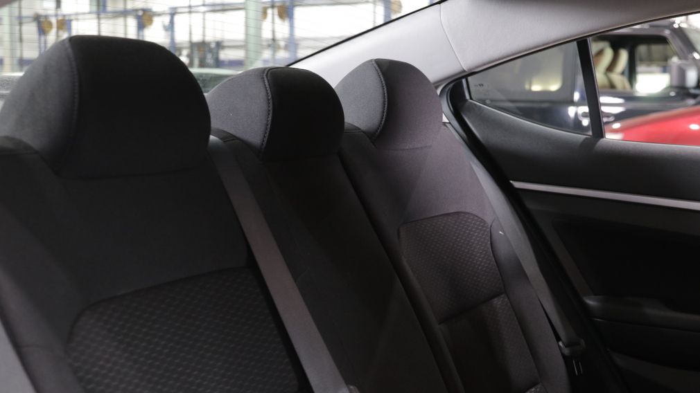 Hyundai Elantra Preferred w/Sun & Safety Package 2020 d&rsquo;occasion à vendre - 19
