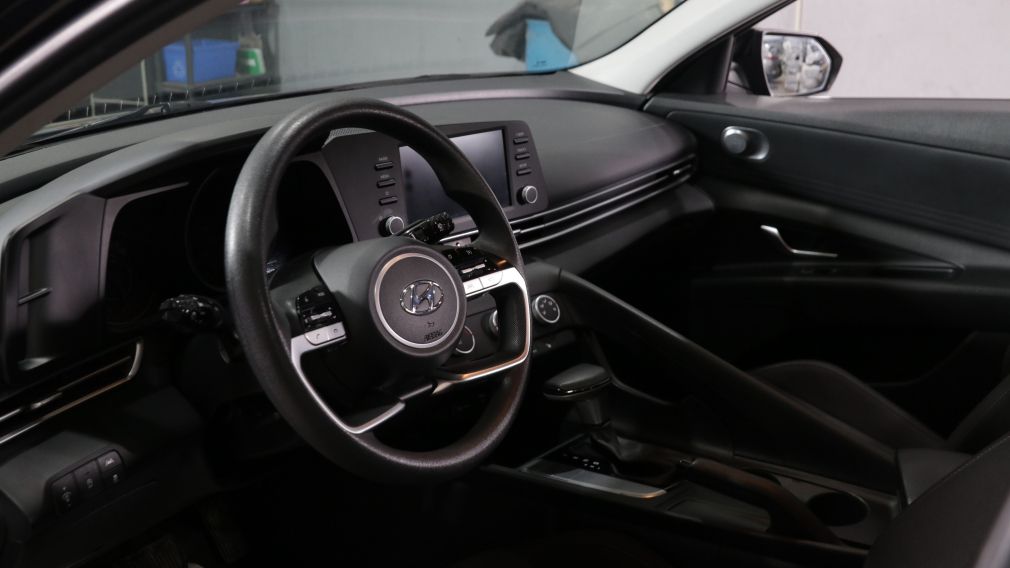 Hyundai Elantra Essential 2022 d&rsquo;occasion à vendre - 7