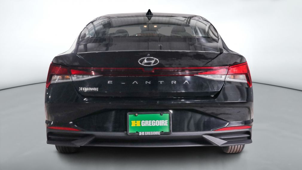 Hyundai Elantra Essential 2022 d&rsquo;occasion à vendre - 4