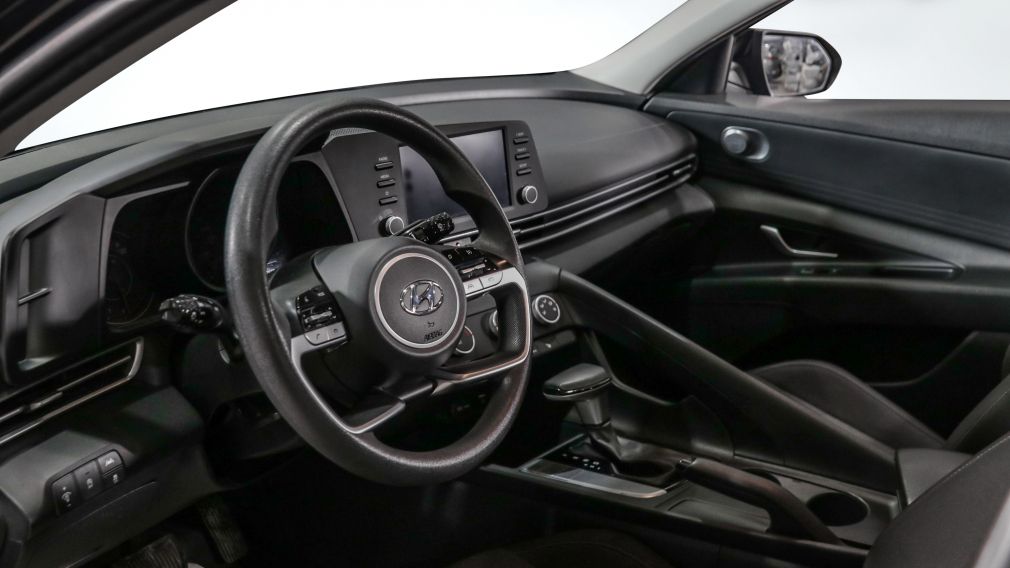 Hyundai Elantra Essential 2022 d&rsquo;occasion à vendre - 7