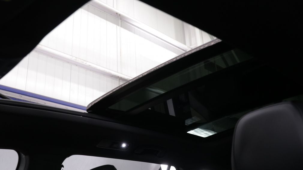 Volkswagen Tiguan Comfortline R-Line Black Edition 2023 d&rsquo;occasion à vendre - 11