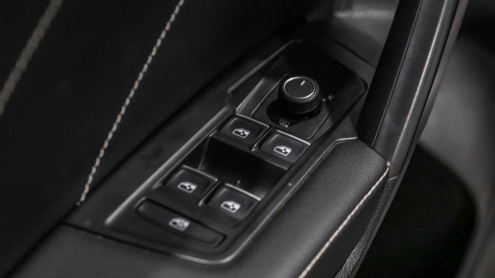 Volkswagen Tiguan Comfortline R-Line Black Edition 2023 d&rsquo;occasion à vendre - 9