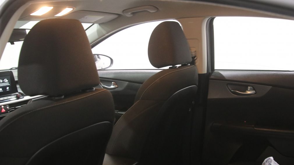 Kia Forte LX 2021 d&rsquo;occasion à vendre - 18