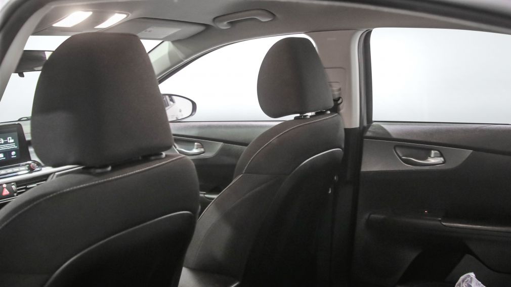 Kia Forte LX 2021 d&rsquo;occasion à vendre - 18