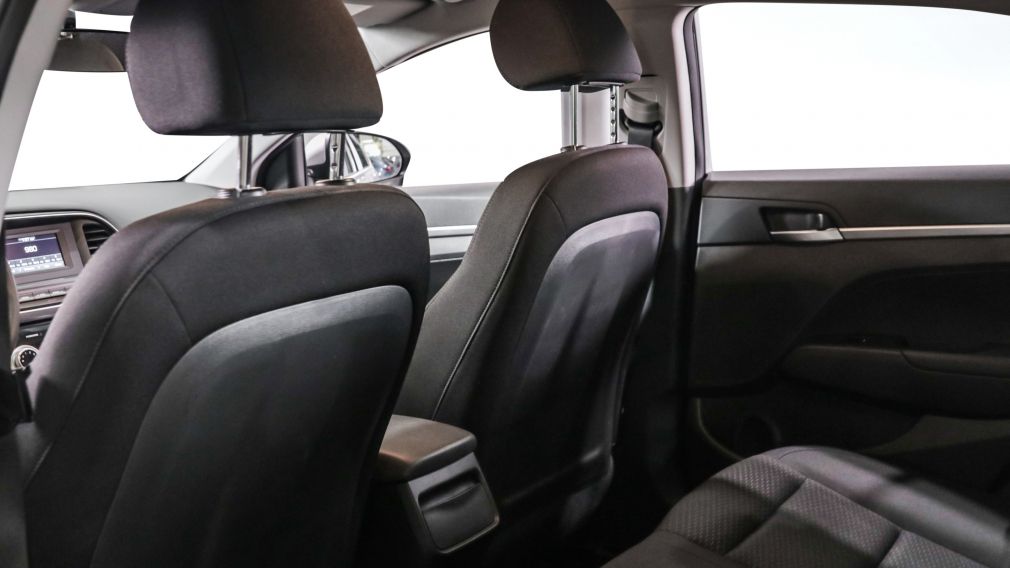 Hyundai Elantra Essential 2020 d&rsquo;occasion à vendre - 18