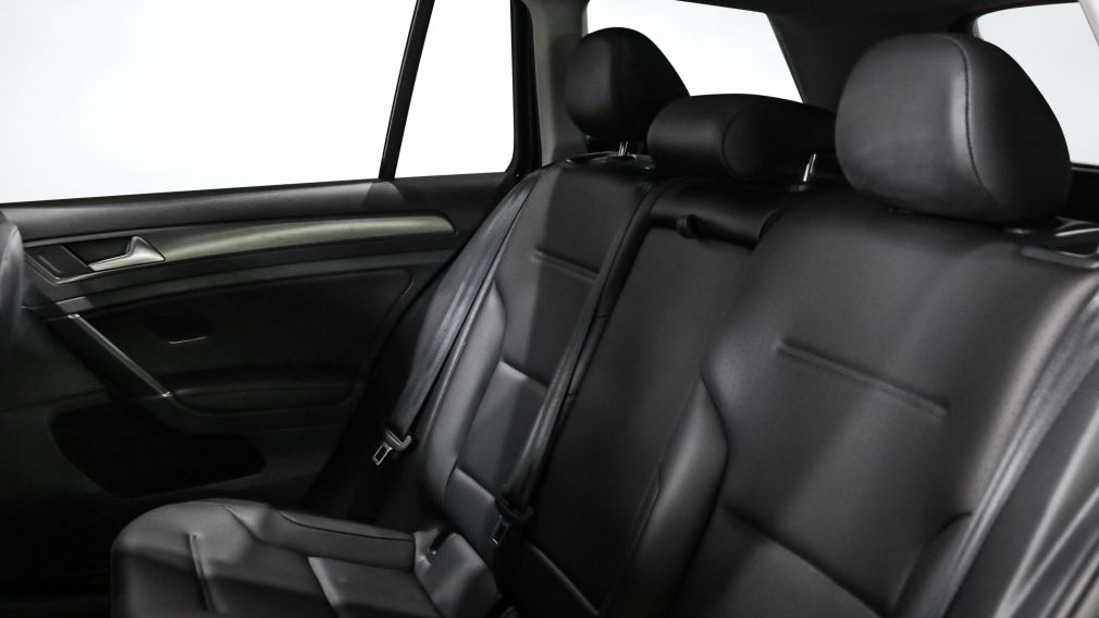 Volkswagen Golf Comfortline 2019 d&rsquo;occasion à vendre - 19