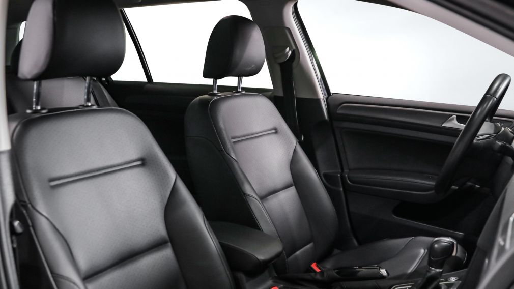 Volkswagen Golf Comfortline 2019 d&rsquo;occasion à vendre - 24
