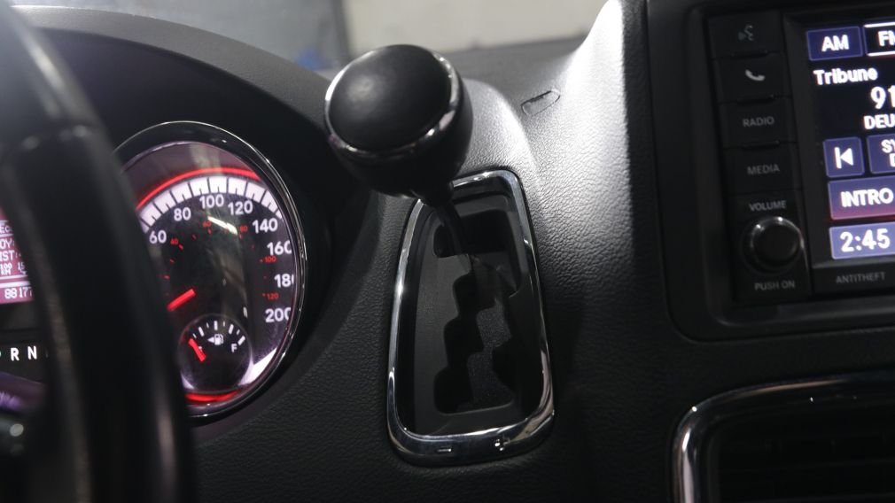 Dodge GR Caravan Premium Plus 2020 d&rsquo;occasion à vendre - 17