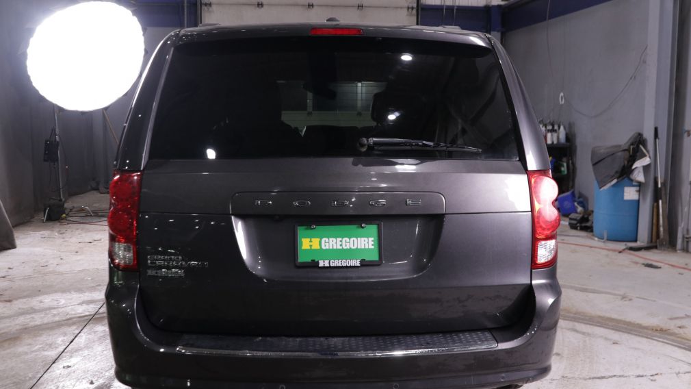 Dodge GR Caravan Premium Plus 2020 d&rsquo;occasion à vendre - 5