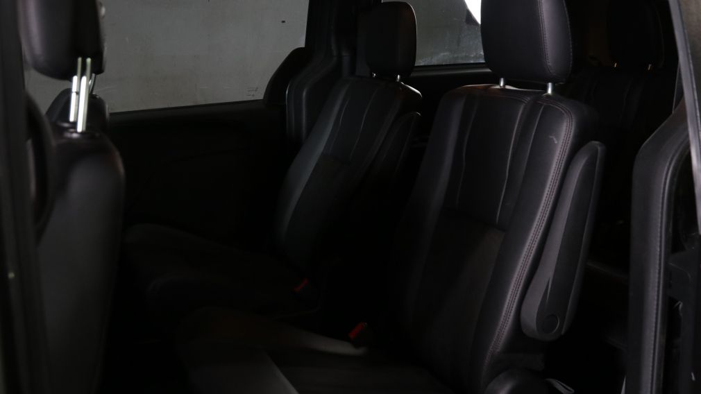 Dodge GR Caravan Premium Plus 2020 d&rsquo;occasion à vendre - 18