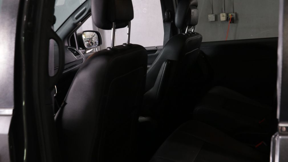 Dodge GR Caravan Premium Plus 2020 d&rsquo;occasion à vendre - 19