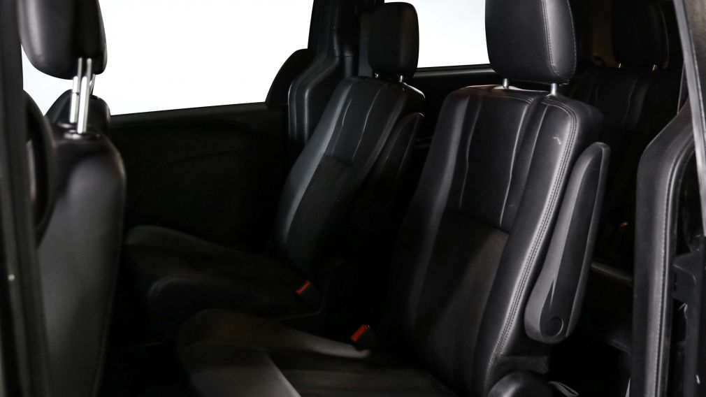 Dodge GR Caravan Premium Plus 2020 d&rsquo;occasion à vendre - 18