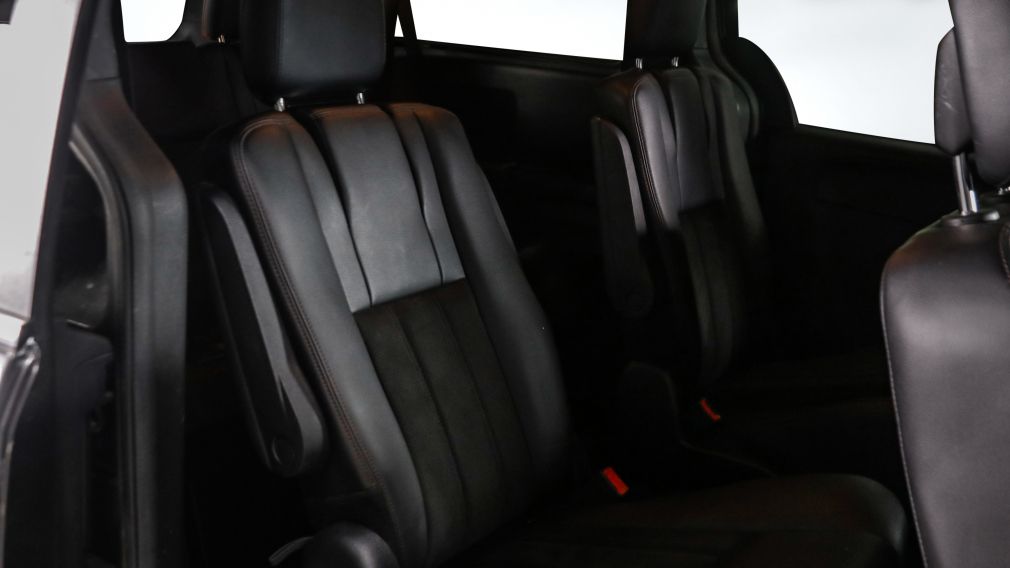Dodge GR Caravan Premium Plus 2020 d&rsquo;occasion à vendre - 21