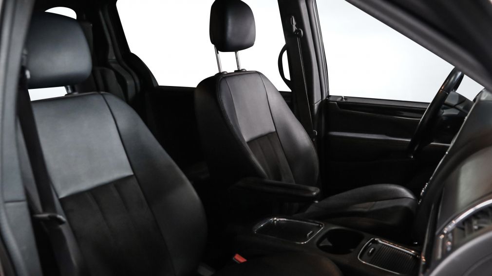 Dodge GR Caravan Premium Plus 2020 d&rsquo;occasion à vendre - 23