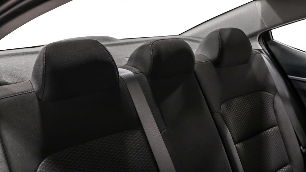 Hyundai Elantra Preferred 2019 d&rsquo;occasion à vendre - 27
