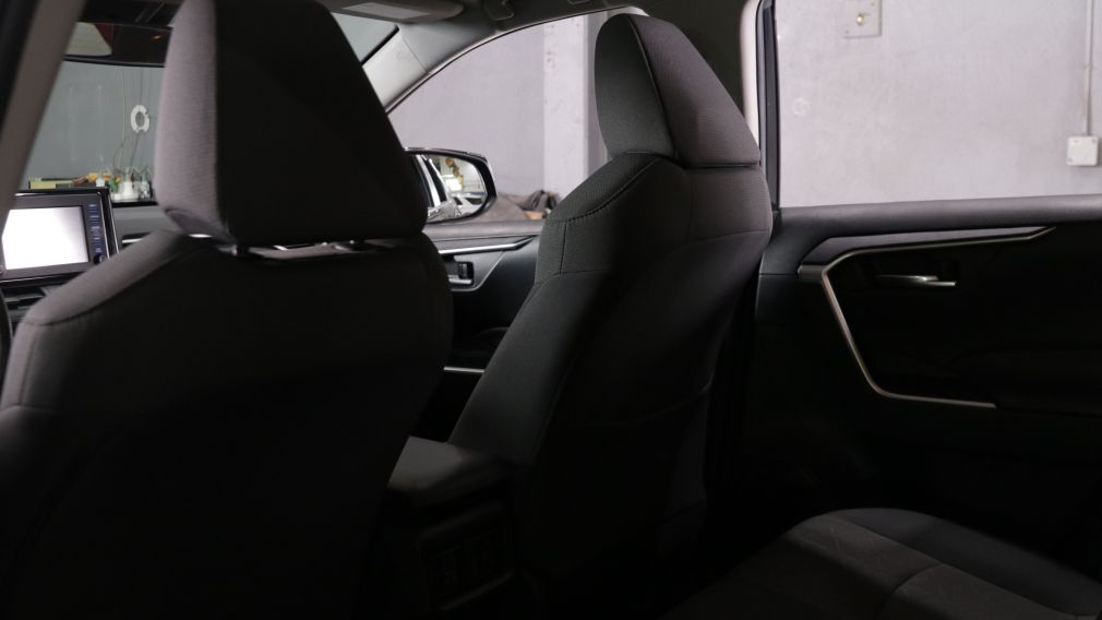 Toyota Rav 4 XLE 2021 d&rsquo;occasion à vendre - 21