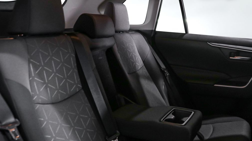 Toyota Rav 4 XLE 2021 d&rsquo;occasion à vendre - 23