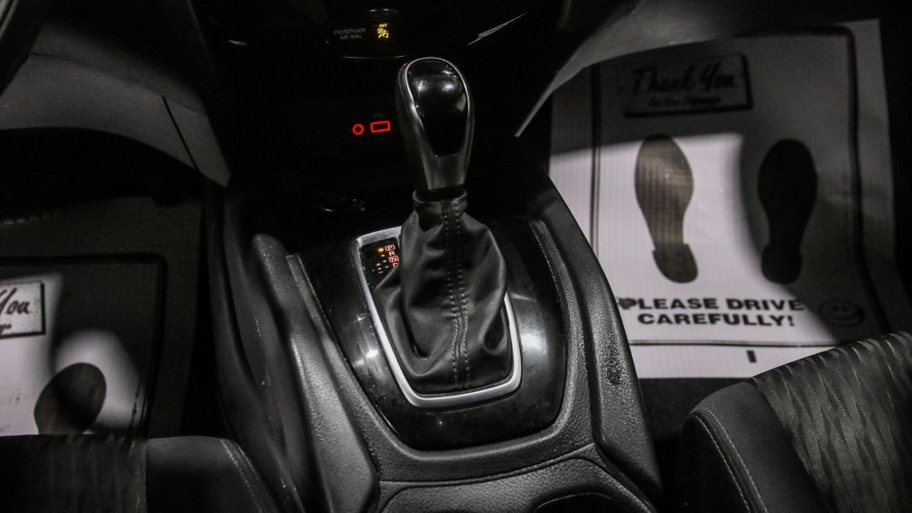 Nissan Rogue SV 2020 d&rsquo;occasion à vendre - 21