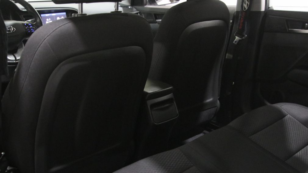 Hyundai Elantra Preferred w/Sun & Safety Package 2020 d’occasion à vendre - 21