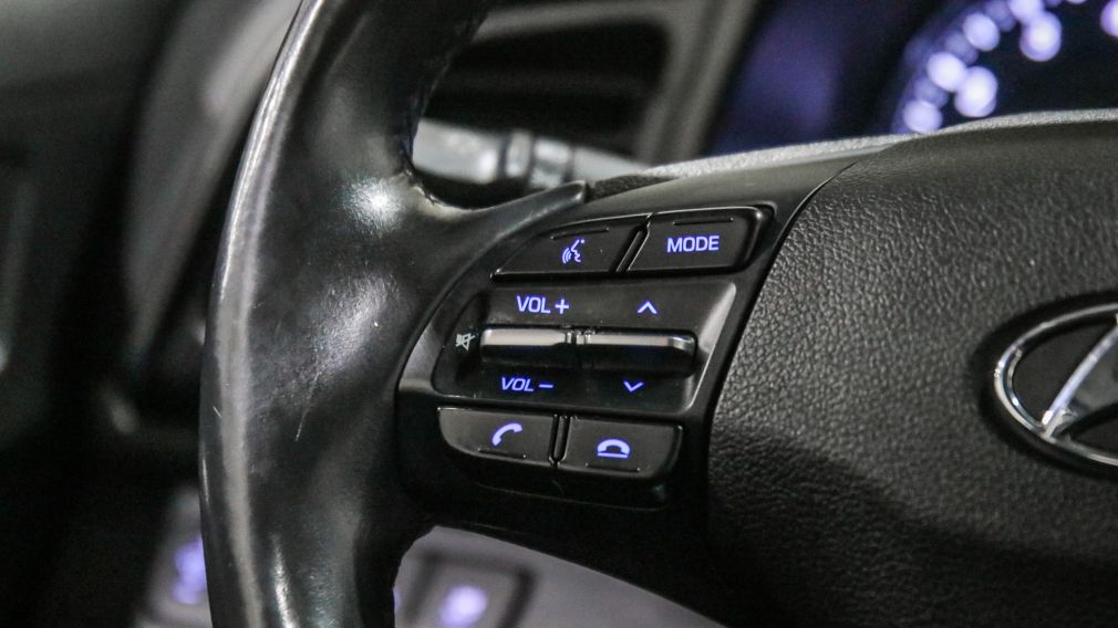 Hyundai Elantra Preferred w/Sun & Safety Package 2020 d&rsquo;occasion à vendre - 14