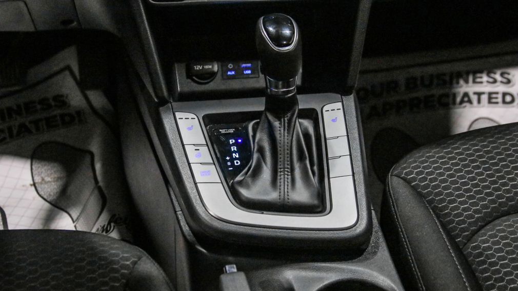 Hyundai Elantra Preferred w/Sun & Safety Package 2020 d&rsquo;occasion à vendre - 19