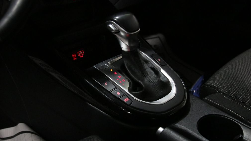 Kia Forte EX 2020 d&rsquo;occasion à vendre - 18