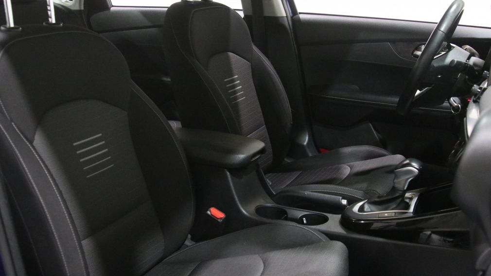 Kia Forte EX 2020 d&rsquo;occasion à vendre - 22