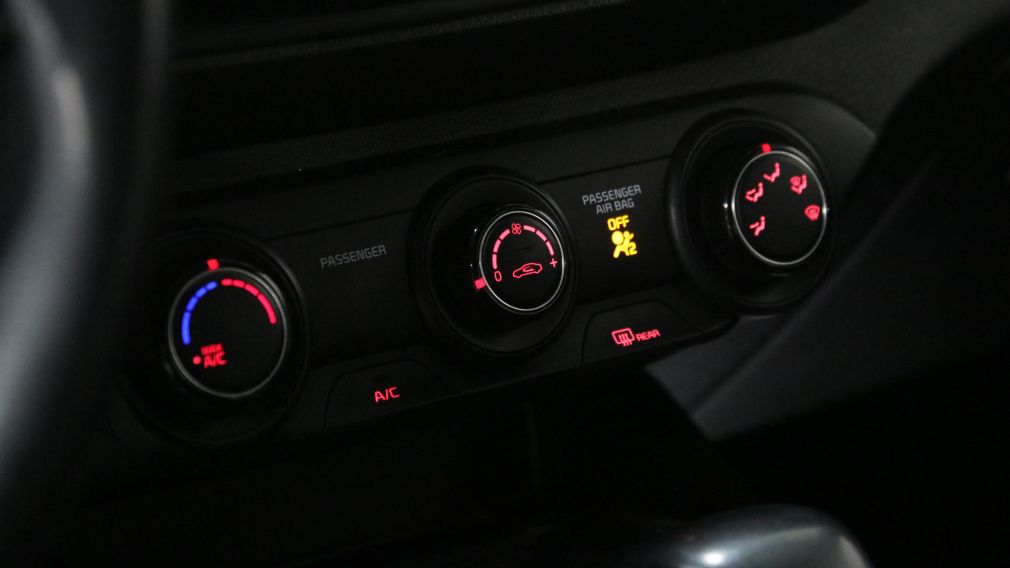 Kia Forte EX 2020 d&rsquo;occasion à vendre - 17