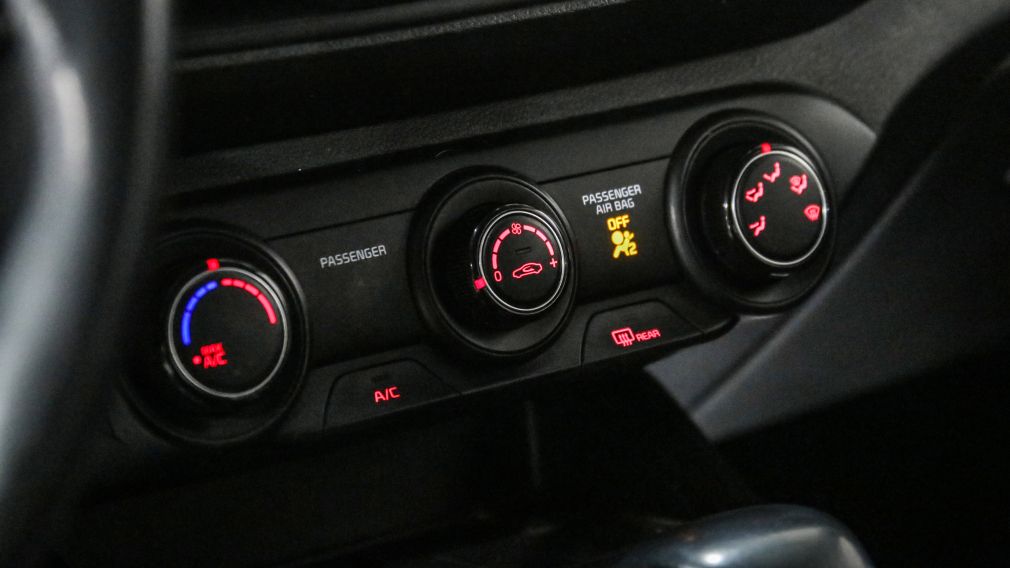 Kia Forte EX 2020 d&rsquo;occasion à vendre - 15