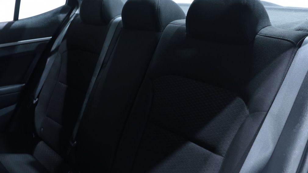 Hyundai Elantra Preferred 2019 d&rsquo;occasion à vendre - 18