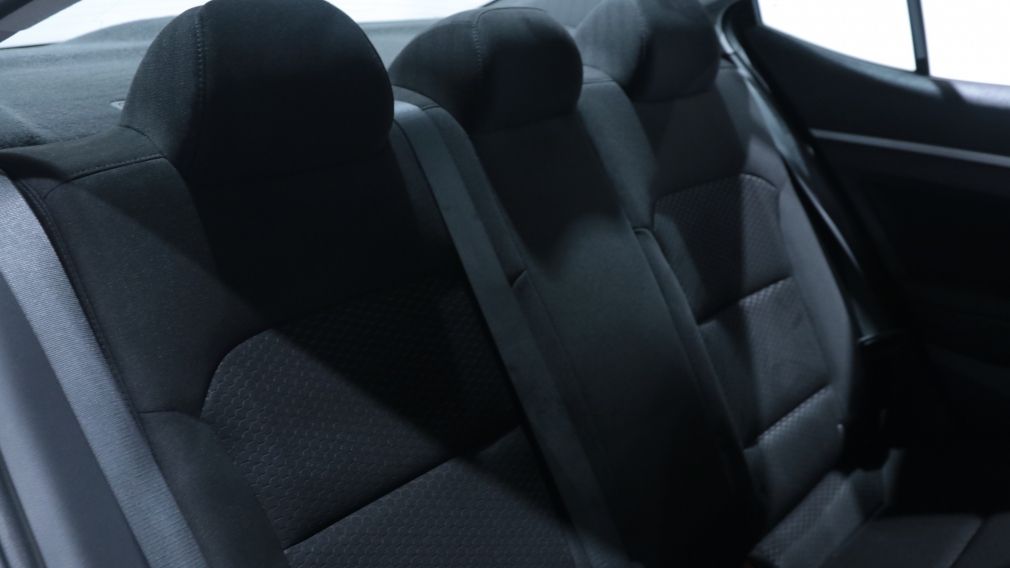 Hyundai Elantra Preferred 2019 d&rsquo;occasion à vendre - 19