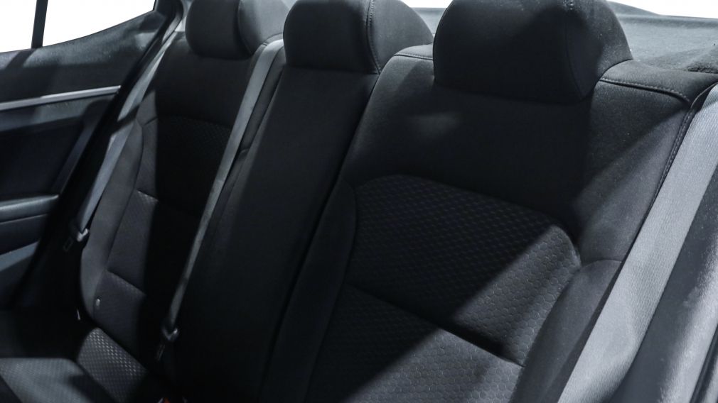 Hyundai Elantra Preferred 2019 d&rsquo;occasion à vendre - 18