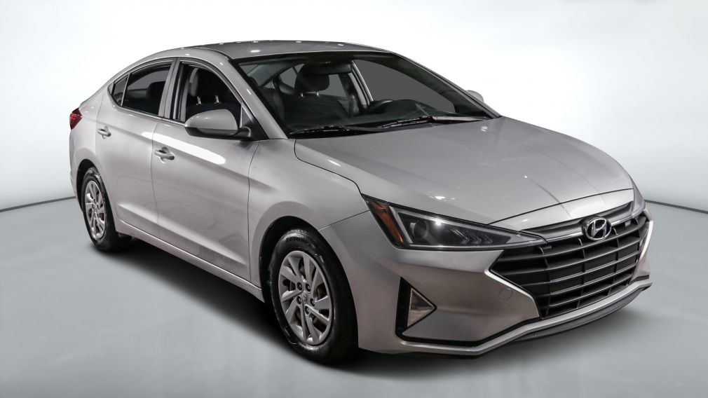 Hyundai Elantra Essential 2019 d&rsquo;occasion à vendre - 1