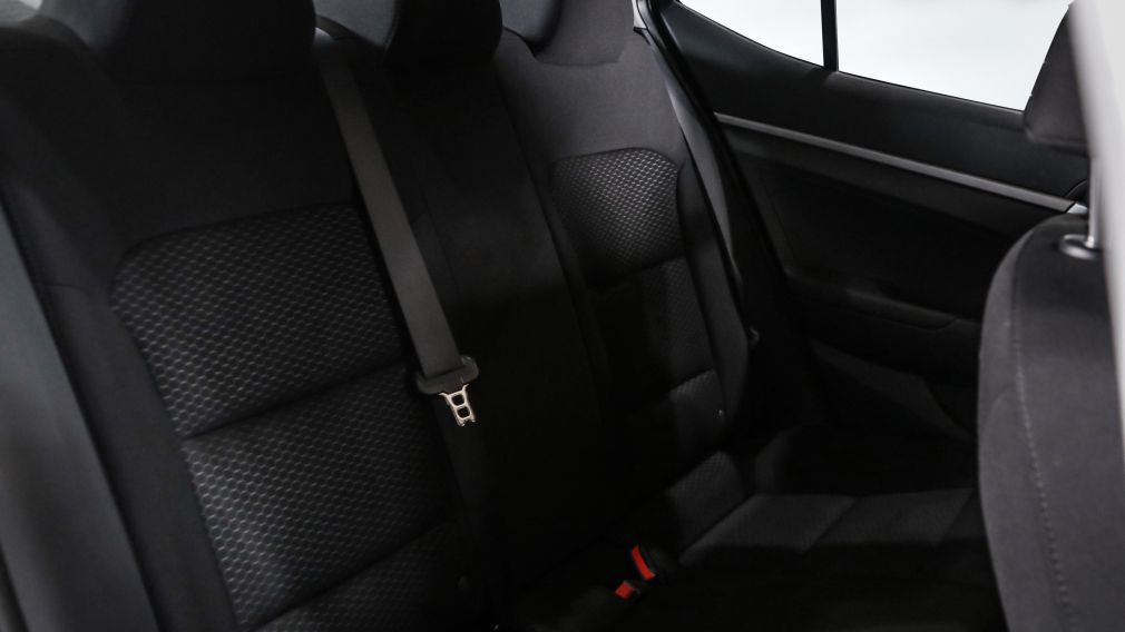 Hyundai Elantra Essential 2019 d&rsquo;occasion à vendre - 20