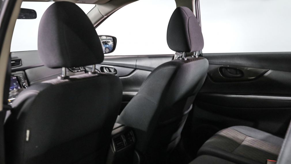 Nissan Rogue SV 2019 d&rsquo;occasion à vendre - 19