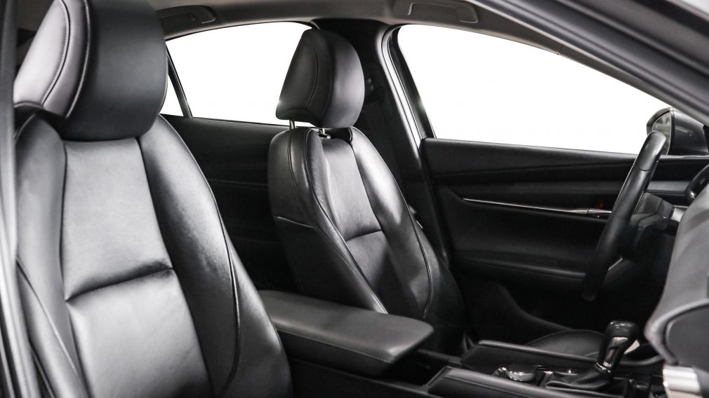 Mazda 3 GT 2021 d&rsquo;occasion à vendre - 25