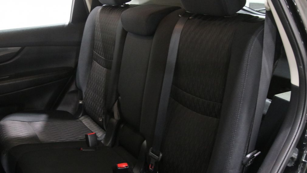 Nissan Rogue S 2018 d’occasion à vendre - 19