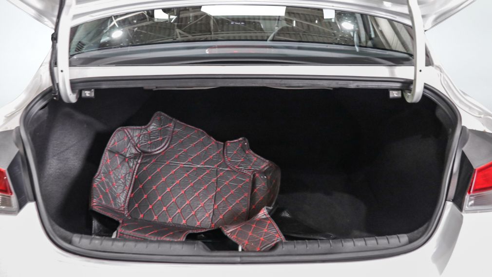 Hyundai Elantra Preferred 2022 d&rsquo;occasion à vendre - 21