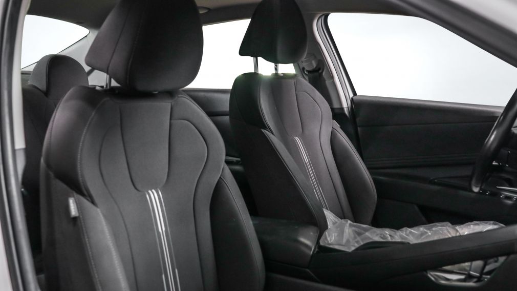 Hyundai Elantra Preferred 2022 d&rsquo;occasion à vendre - 24