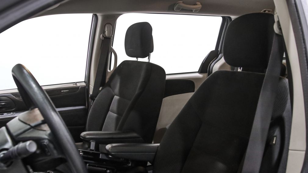 Dodge GR Caravan SXT 2019 d&rsquo;occasion à vendre - 10