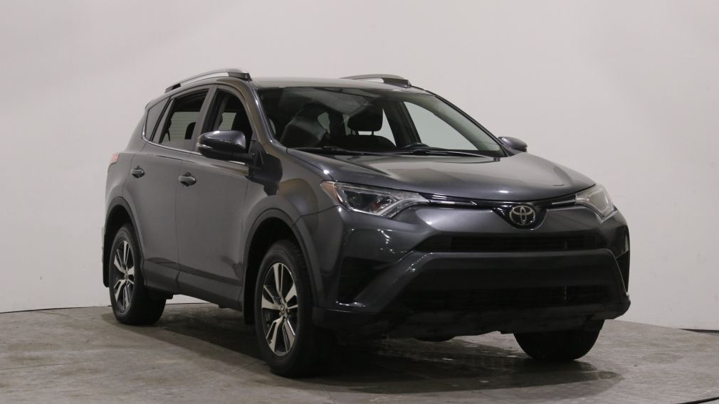 Toyota Rav 4 LE 2018 d&rsquo;occasion à vendre - 1