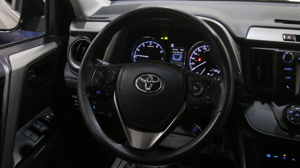 Toyota Rav 4 LE 2018 d&rsquo;occasion à vendre - 13