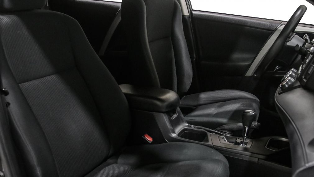 Toyota Rav 4 LE 2018 d&rsquo;occasion à vendre - 22