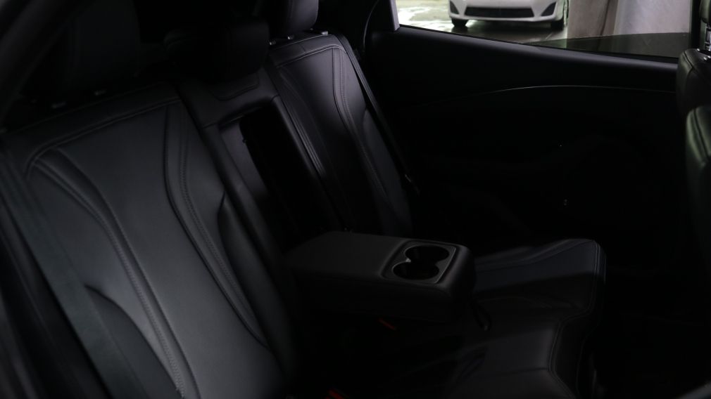 Ford Mustang Mach-E Premium 2021 d&rsquo;occasion à vendre - 23