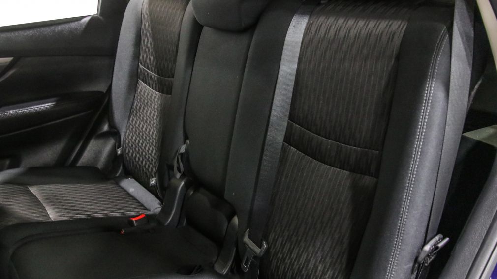 Nissan Rogue SV 2020 d&rsquo;occasion à vendre - 21