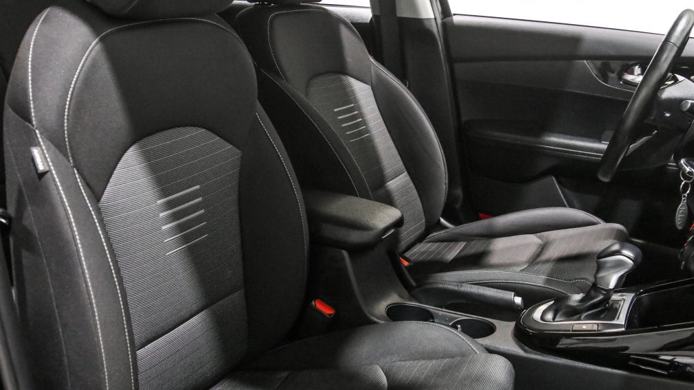 Kia Forte EX 2021 d&rsquo;occasion à vendre - 24