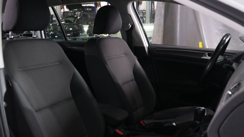 Volkswagen Golf Comfortline 2019 d&rsquo;occasion à vendre - 22