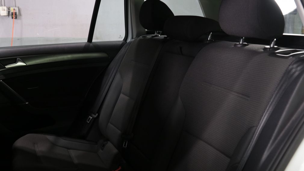 Volkswagen Golf Comfortline 2019 d&rsquo;occasion à vendre - 17